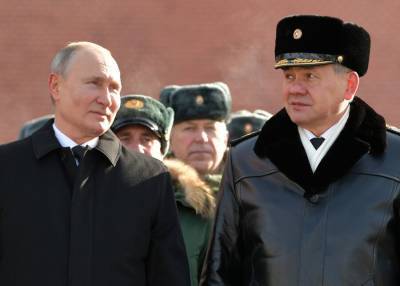 Песков рассказал, почему Путин не надел шапку в сильный мороз