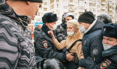 Президент РФ утвердил повышение штрафов для граждан за неподчинение полиции