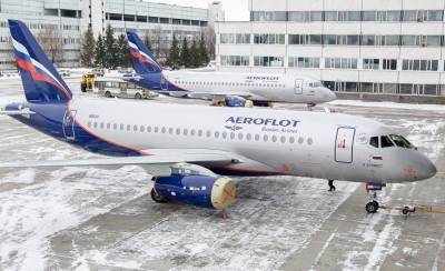 "Аэрофлот" снизил зарплаты персоналу самолетов, чтобы не увольнять их