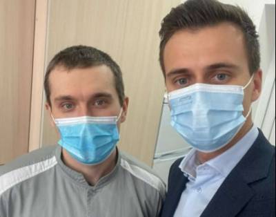 Первым в Украине вакцину от коронавируса получил черкасский врач