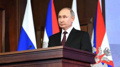 Путин заявил об информационной кампании против достижений РФ в медицине