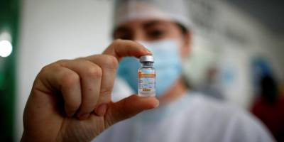Готовы к вакцинации. Киев получил 42 600 доз вакцины от COVID-19 - nv.ua - Киев