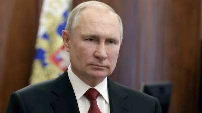Путин заявил об информационной кампании против российской медицины