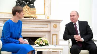 Эстонцы назвали Путина «вечным президентом»