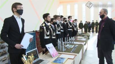 Игорь Угольников показал ульяновской молодежи «Подольских курсантов»