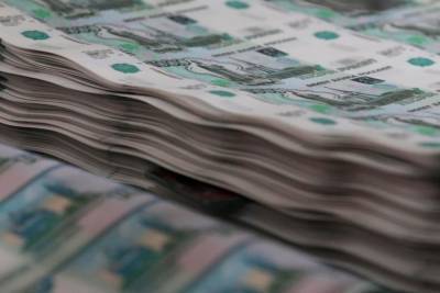 Средняя зарплата в Москве перевалила за 95 тысяч рублей
