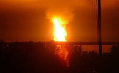 На газопроводе в Оренбуржье произошел взрыв