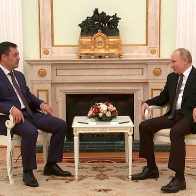 Путин: Россия и дальше будет поддерживать Бишкек