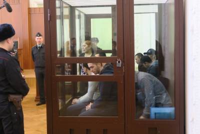 Осужденные за теракт в петербургском метро обратились к Путину