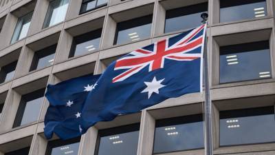 Австралийка заявила об изнасиловании в офисе минобороны страны