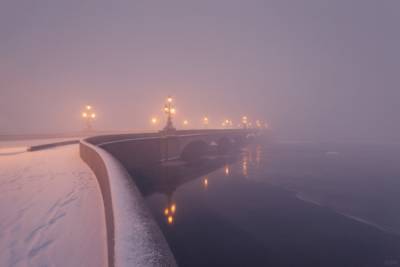 В Петербурге 25 февраля ожидается густой туман и плюсовая температура