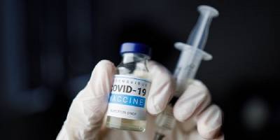 Медики, получившие прививку от Covid-19, поделились своими мыслями с журналистами – видео - ТЕЛЕГРАФ