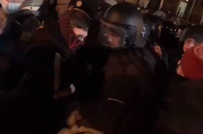 Геращенко о митинге сторонников Стерненко: "Отнюдь не мирный протест"