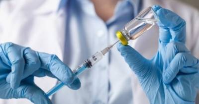 В Киеве первые прививки от COVID-19 сделают завтра - dsnews.ua - Киев