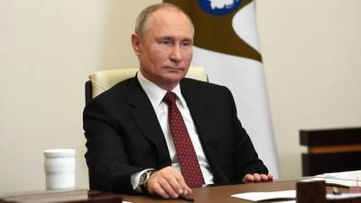 Путин узаконил выдачу временных удостоверений лицам без гражданства
