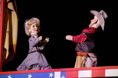 Кукольный театр предупреждает псковичей о заменах в репертуаре