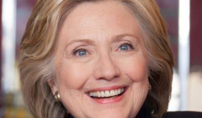 Хиллари Клинтон стала соавтором новой книге о терроризме