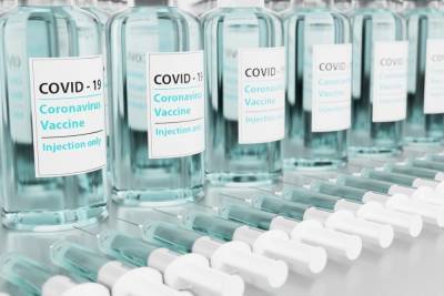 Германия: Штраф до 25 000 евро за прививку вне очереди