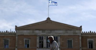 Греция требует от ЕС введения "паспортов" о COVID-вакцинации