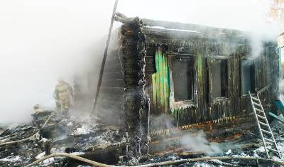 В Башкирии при пожаре в жилом доме погибли мужчина и женщина