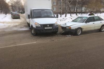 В Тамбове при столкновении «ГАЗели» и «Audi» пострадала 22-летняя девушка