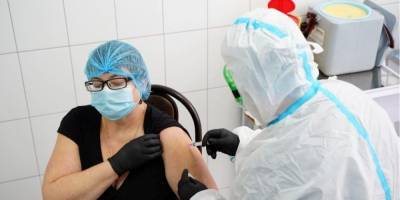 Вакцинация от COVID-19: сколько украинцев уже получили прививку