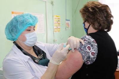 Больше 45 тысяч жителей Тверской области привились от коронавируса