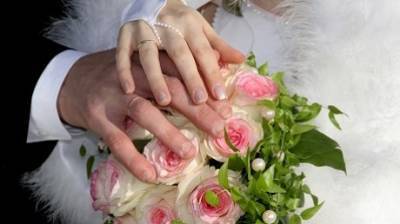 Пензенцы могут подать заявление на бракосочетание в День России