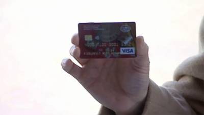 Жители велаятов не могут сделать вклады на валютные счета карты Visa