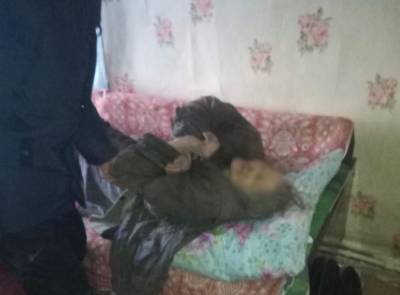 Спасатели Удмуртии вызволили бабушку из подполья
