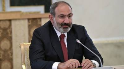 Премьер-министр Армении уволил главу Генштаба после критики в свой адрес