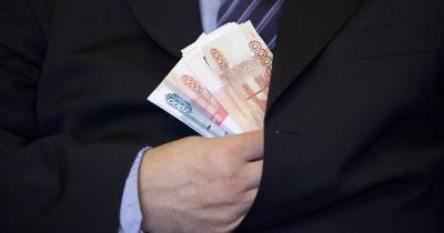 В Смоленске директор бюджетного учреждения подозревается в крупном мошенничестве