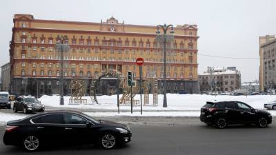 В Москве началось голосование по памятнику на Лубянской площади