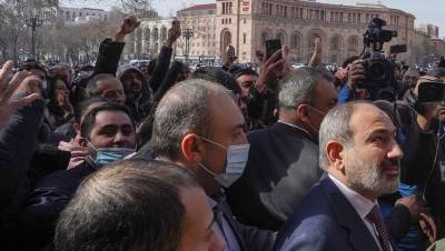 На площади Свободы в Ереване собираются противники Пашиняна