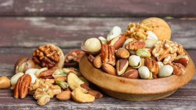 Американские ученые рассказали о пользе растительного белка в орехах