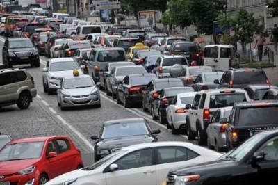 Эксперты определили средний возраст автомобилей в Украине