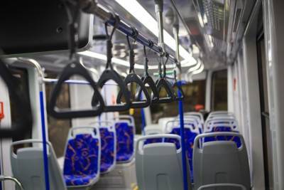В Екатеринбурге из-за коронавируса на треть упал пассажиропоток в общественном транспорте