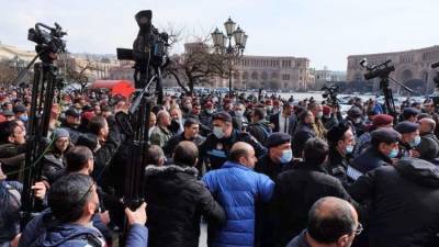 Противостояние в Армении: что известно на данный момент
