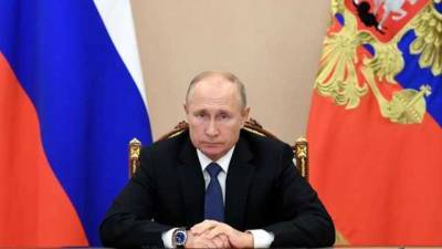 В США назвали Россию ослабевающей страной, несущей угрозу во главе с Путиным