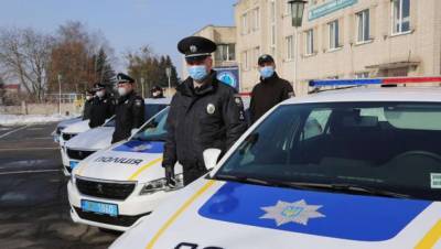 Автопарк полиции Винницкой области пополнился десятью новыми служебными автомобилями