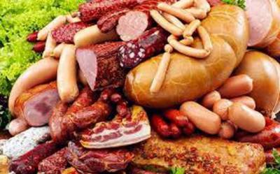 Импорт колбасы в Украину вырос в два раза. Везут из Польши, продают в Нигерию