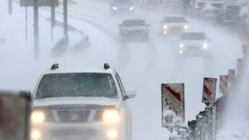 Внимание! Сильный снегопад и туман усложнит движение на дорогах региона