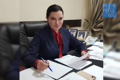 В Дагестане разработан законопроект о выделении земельных участков медицинским работникам и учителям в сельской местности