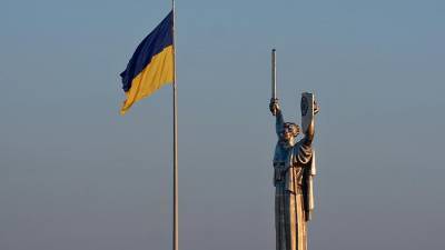 Госдолг Украины в январе вырос почти на $500 млн