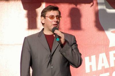 Юрий Луценко станет ведущим собственного ток-шоу на ТВ
