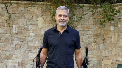 Моя жена меня бы убила, – Джордж Клуни о том, как делал прически детям на карантине