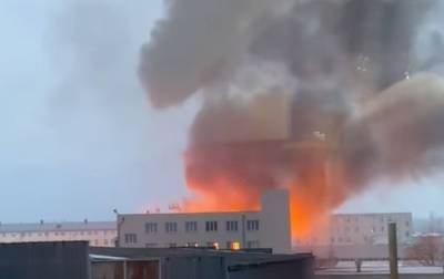 В Харькове в районе завода произошел серьезный пожар