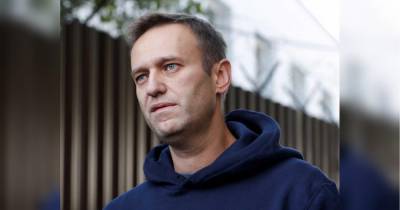 Навального отправили по этапу