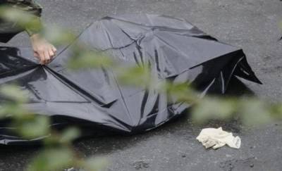 В Тюменской области квартирантка, которая боялась мертвецов, вывезла тело погибшего хозяина дома на пустырь