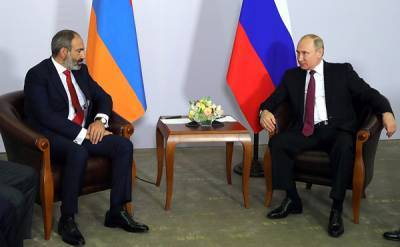 Пашинян обсудил с Путиным обострение ситуации в Армении